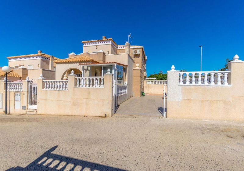 Adosado - Reventa - Torrevieja - Altos de La Bahía