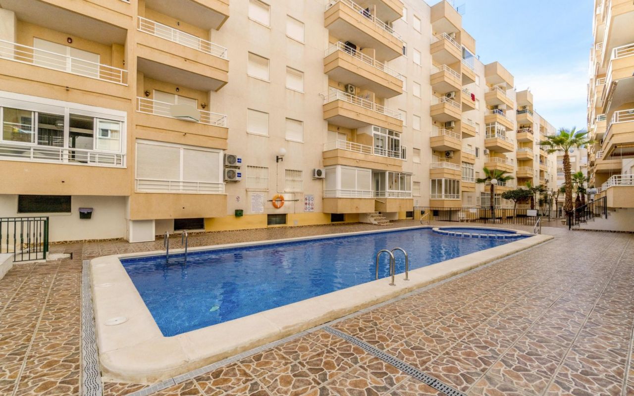 Apartamento - Reventa - Torrevieja - 4-AP-342
