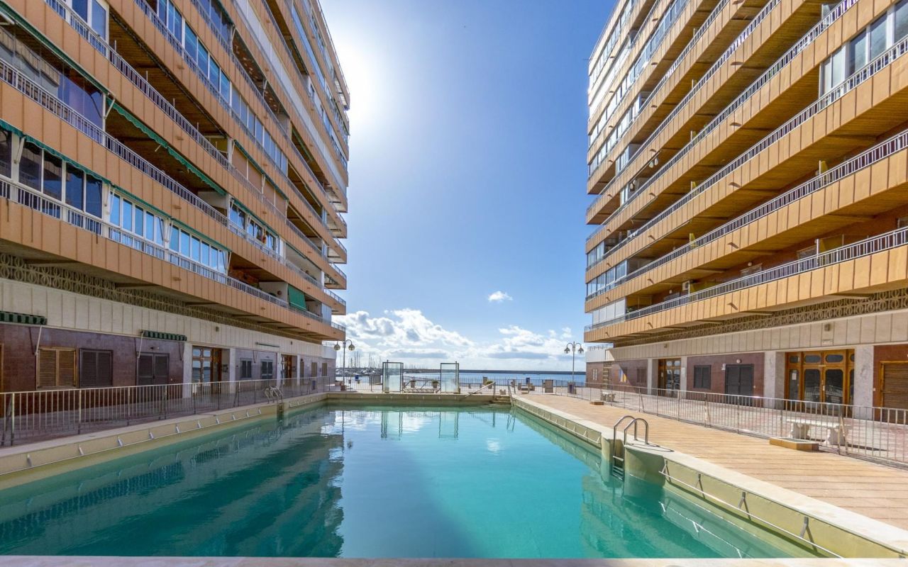 Apartamento - Reventa - Torrevieja - 4-AP-353