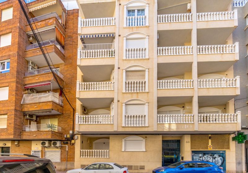 Apartamento - Reventa - Torrevieja - Playa de los Locos