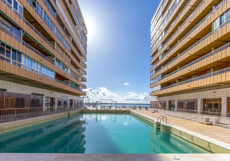 Apartment - Resale - Torrevieja - Playa del Acequión