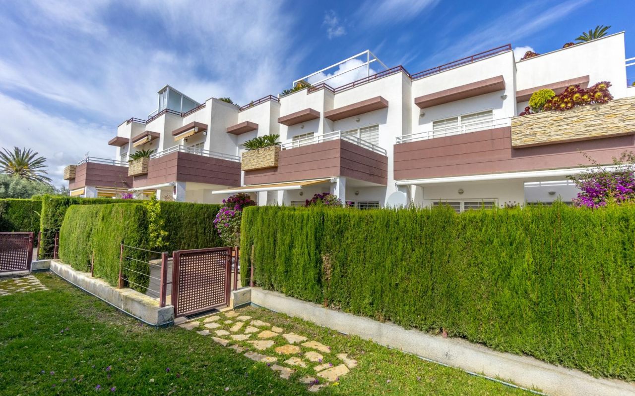 Bungalow à l'étage - Vente - Orihuela Costa - 4-B-Z902