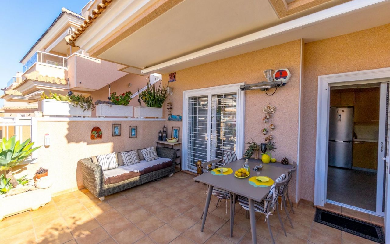 Bungalow Planta Baja - Reventa - Torrevieja - 4-B-Z1001
