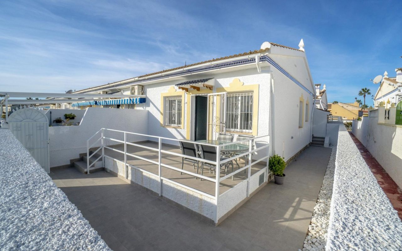 Bungalow - Resale - Rojales - 4-B-Z791