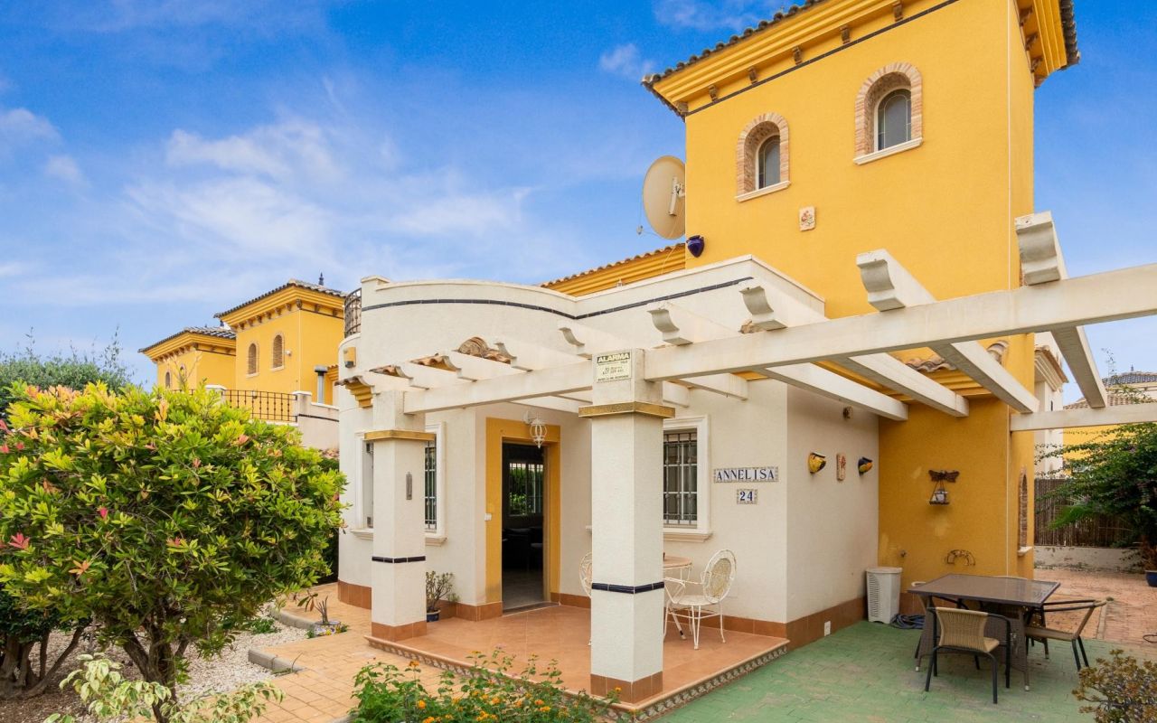 Chalet Independiente - Reventa - Orihuela Costa - 4-CH-Z493