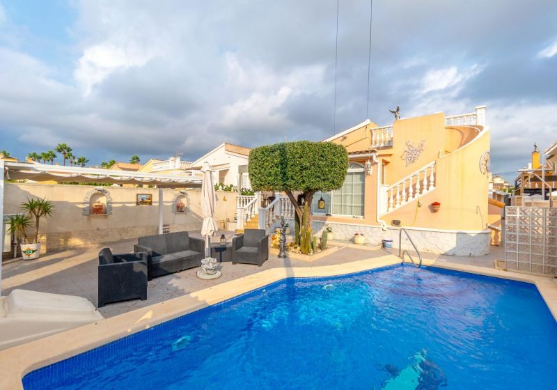 Chalet Independiente - Reventa - Orihuela Costa - Horizonte