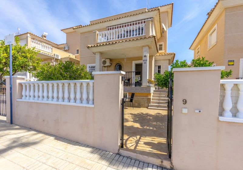 Chalet Independiente - Reventa - Torrevieja - Los Altos