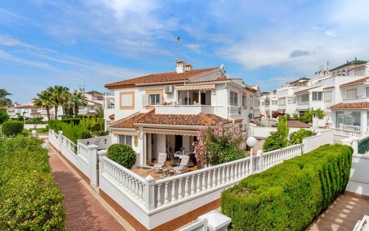 Del av firemannsbolig - Bruktbolig - Orihuela Costa - 4-B-Z914