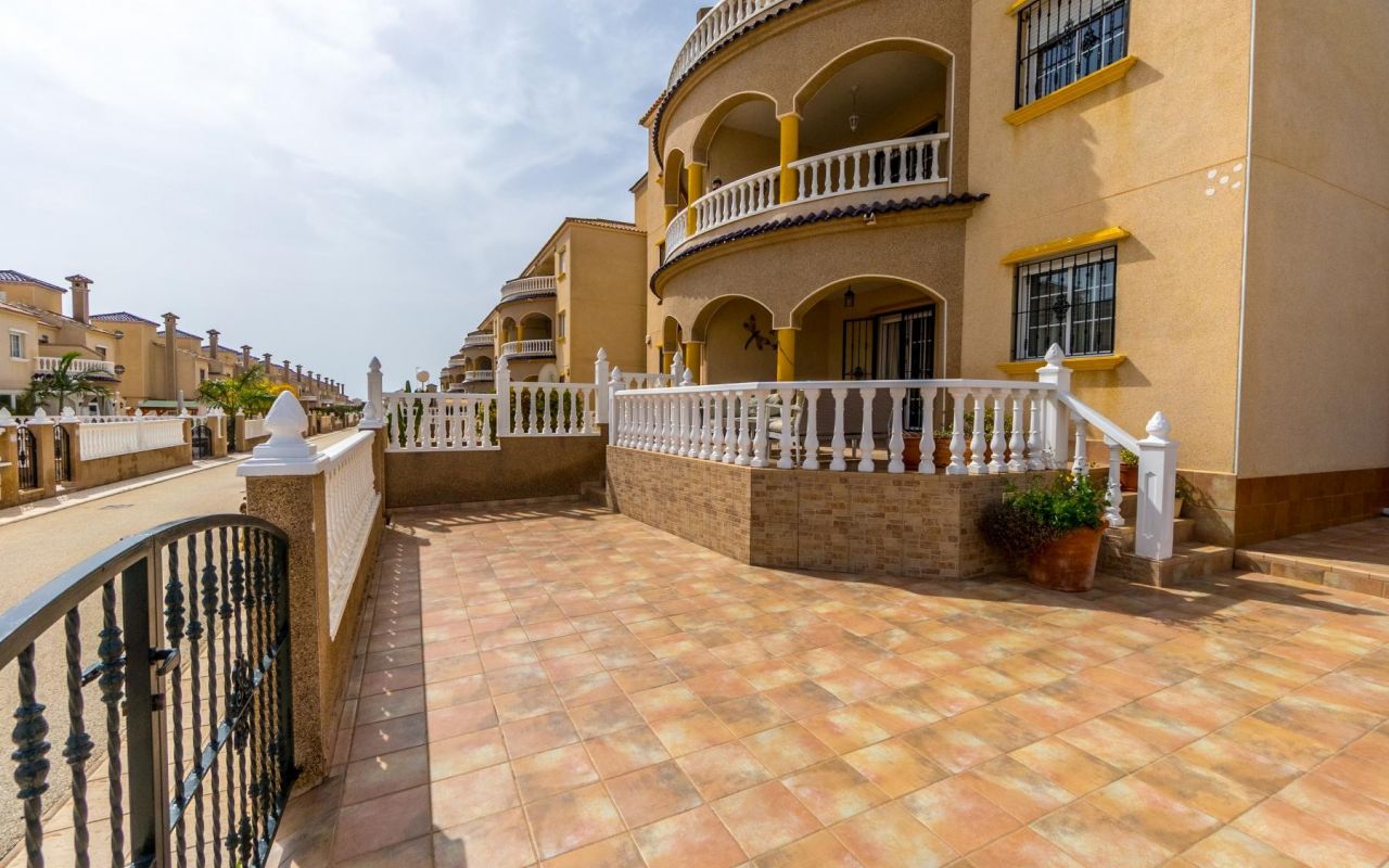 Leilighet på bakkeplan - Bruktbolig - Orihuela Costa - 4-B-Z1011