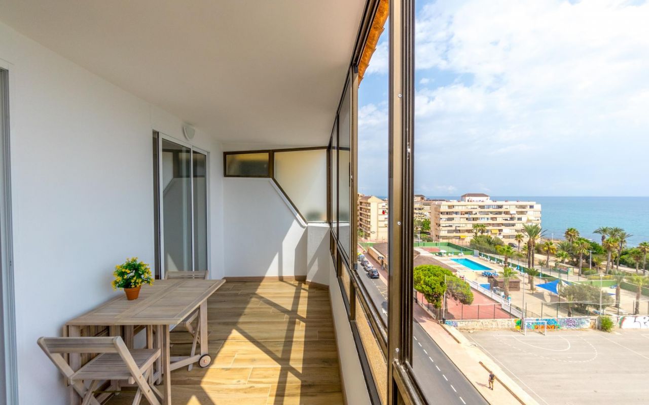 Penthouse/Top Floor - Resale - Torrevieja - 4-AT-188
