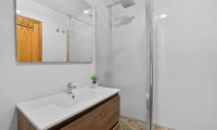 Resale - Upper floor - Orihuela Costa - Al Andalus