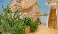 Resale - Upper floor - Torrevieja - Punta Prima