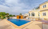 Resale - Villa - Torrevieja - San Luis