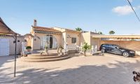 Resale - Villa - Torrevieja - San Luis