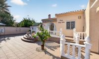 Resale - Villa - Torrevieja - San Luis