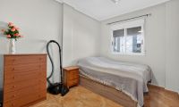 Reventa - Bungalow Planta Baja - Torrevieja - Pueblo Centro