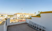 Reventa - Quad /Cuatro - Torrevieja - Doña Inés/Carrefour/Jardín del Mar  