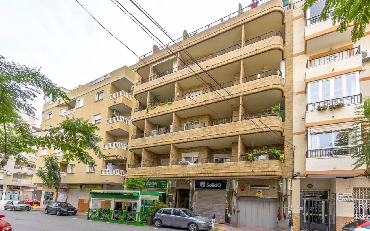 Toppetasje  - Bruktbolig - Torrevieja - 4-AT-180