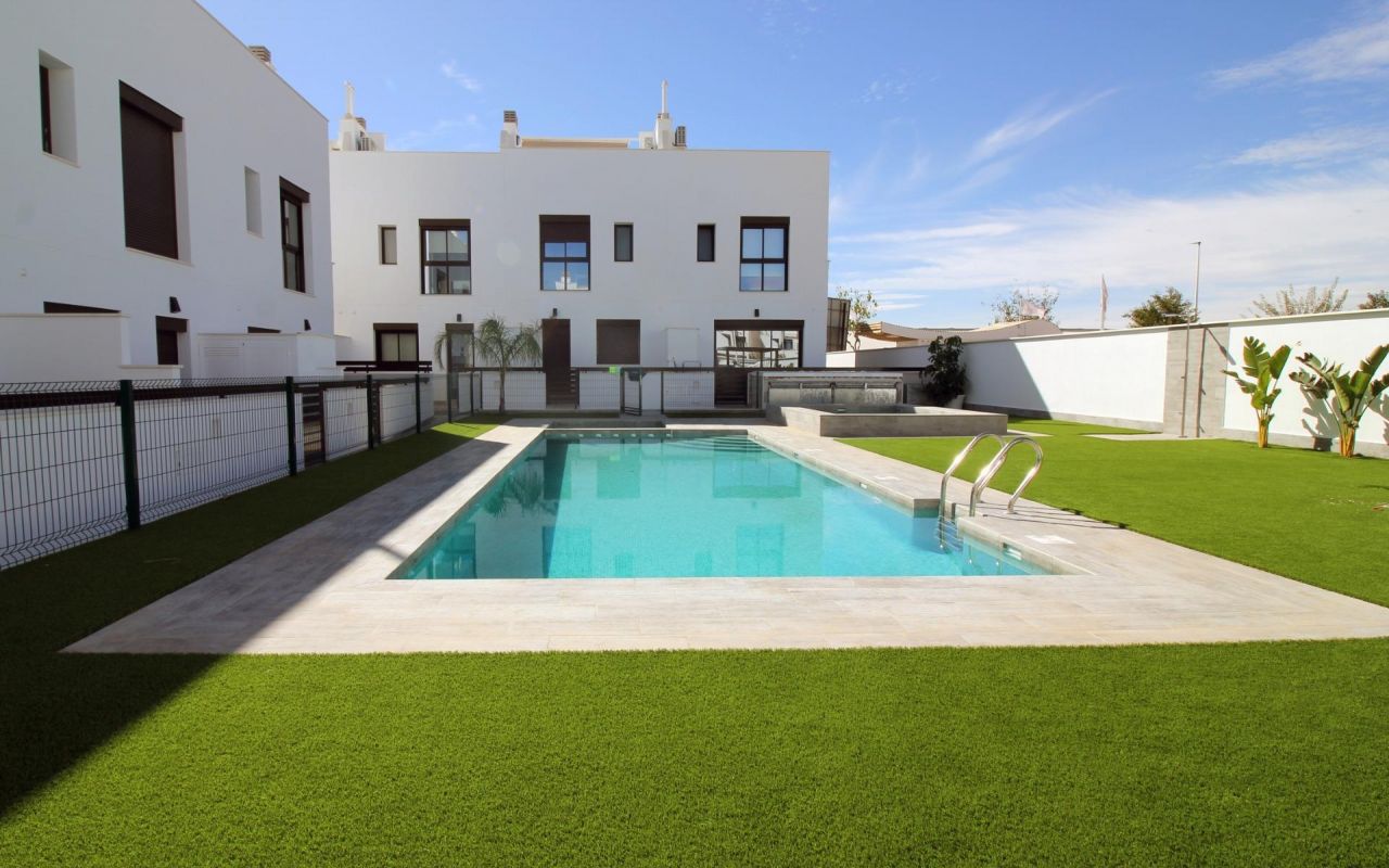Town House - New Build - Pilar de la Horadada - R-31226