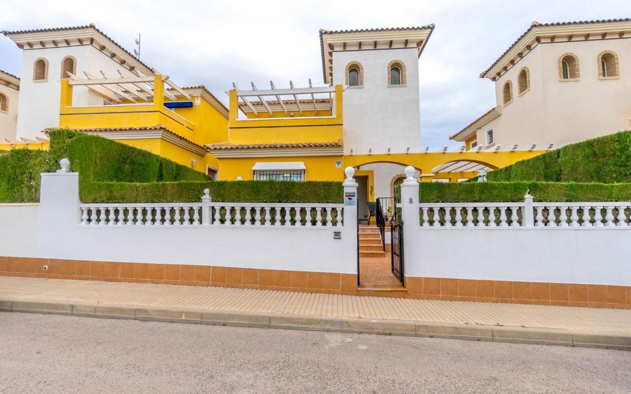 Villa - Bruktbolig - Orihuela Costa - 4-CH-Z511