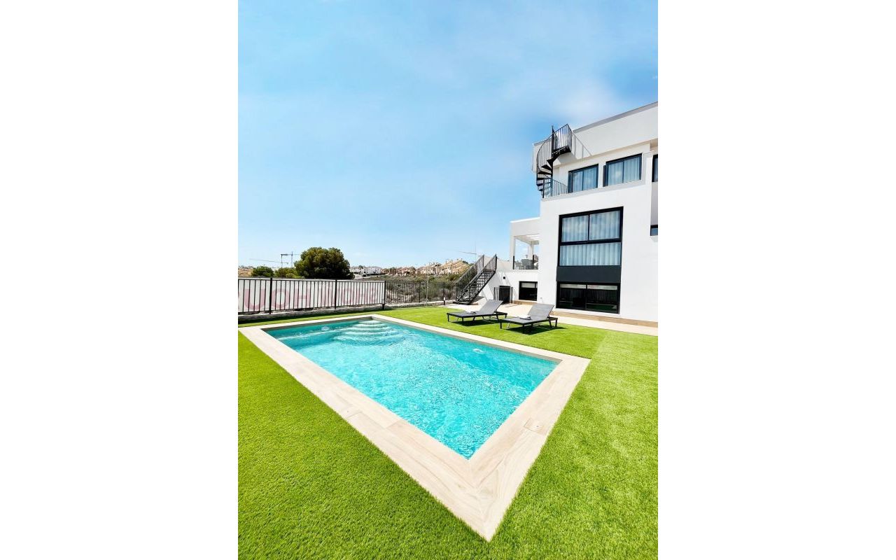 Villa - New Build - Algorfa - R-32863