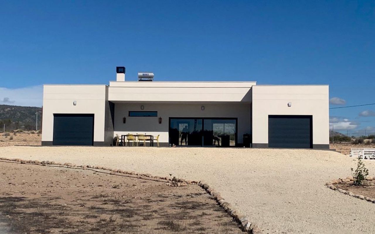 Villa - New Build - Pinoso - R-76967