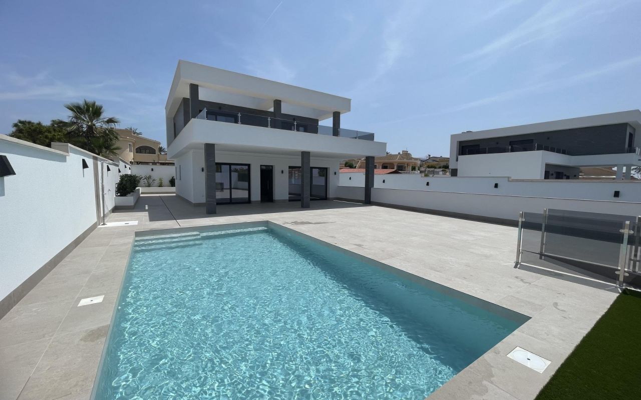 Villa - New Build - Rojales - R-19701