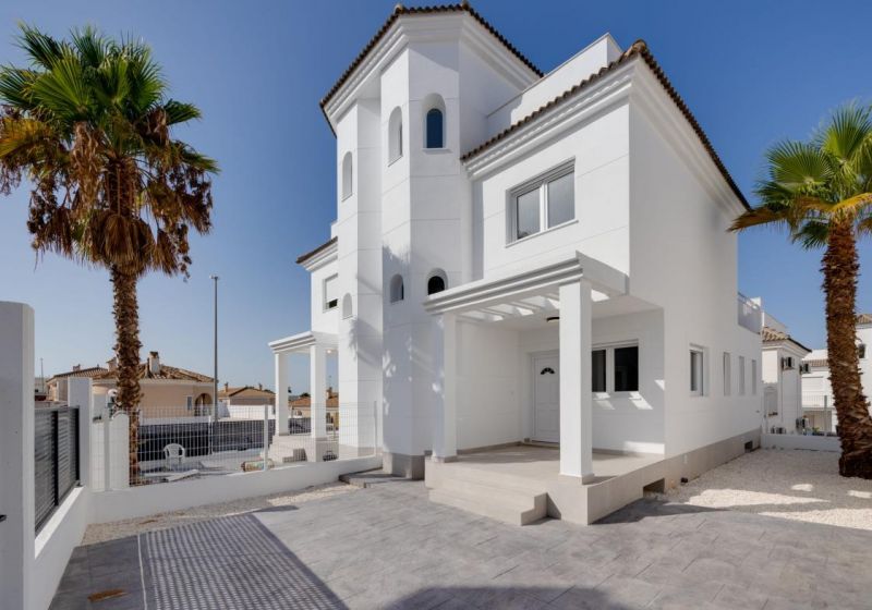 Villa - New Build - San Fulgencio - El Oasis
