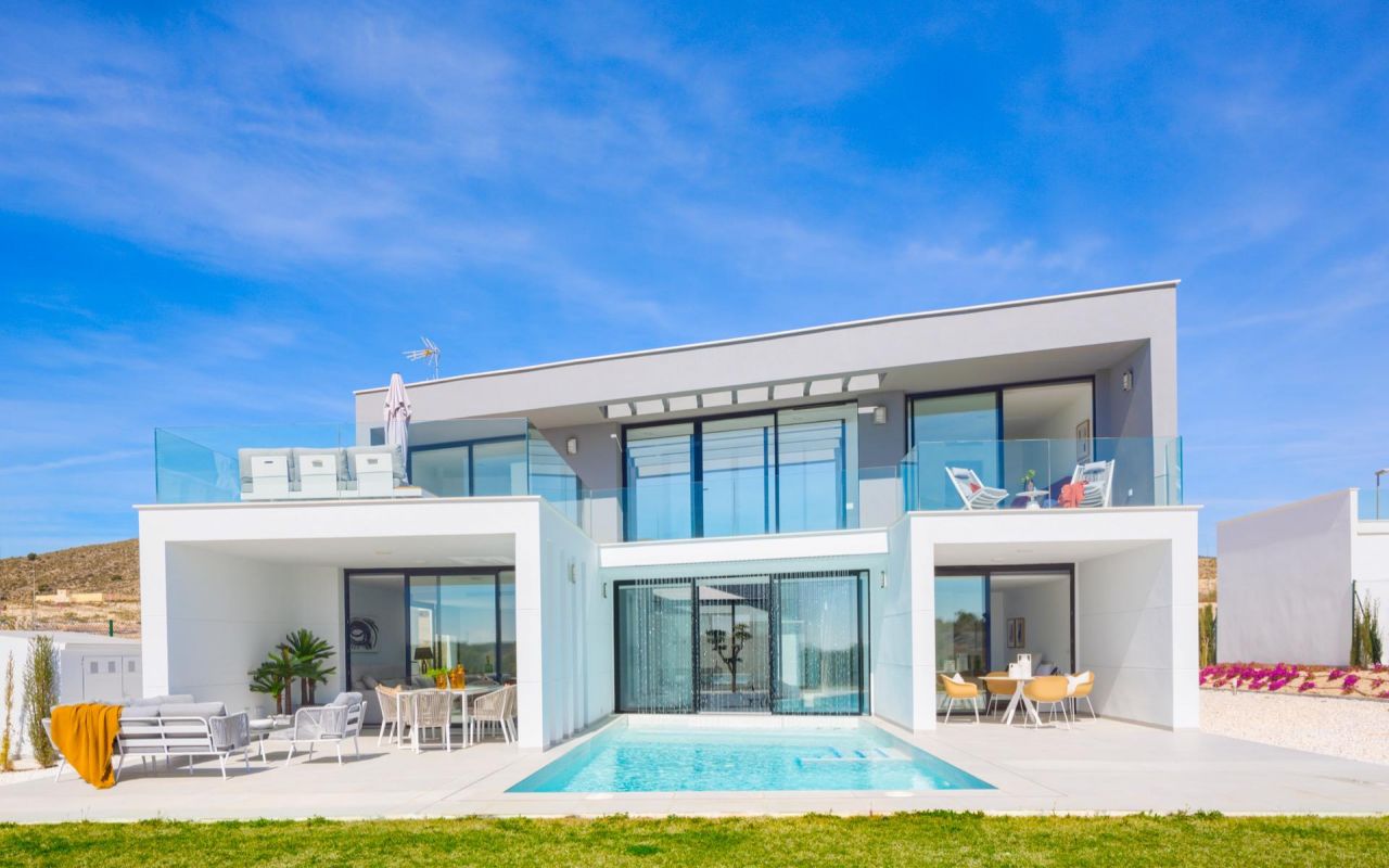 Villa - Nybygg - BAÑOS Y MENDIGO - R-79864