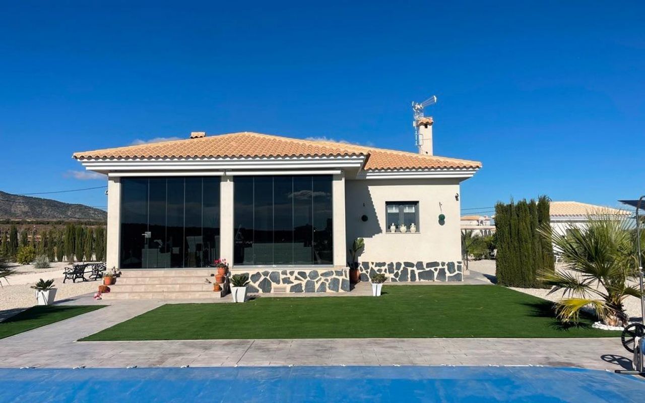 Villa - Obra Nueva - Pinoso - R-71839
