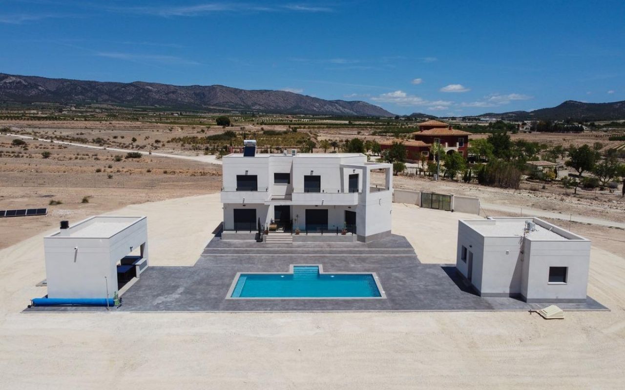 Villa - Obra Nueva - Pinoso - R-93899