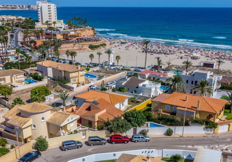 Villa - Reventa - Orihuela Costa - La Zenia